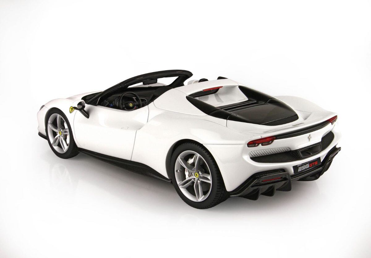 ミニカー 1/18 フェラーリ 296 GTS BBR-MODELS 1/18 FERRARI 296 GTS