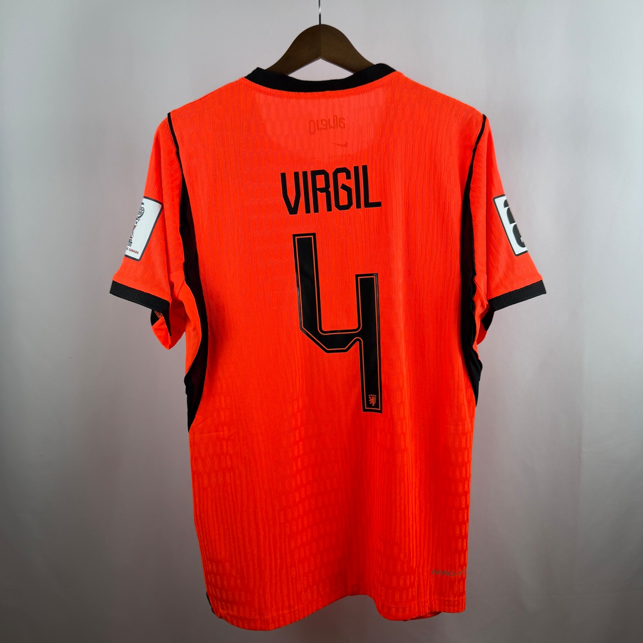 【即納】オランダ代表 2026 ホーム サッカーユニフォーム VIRGIL #4