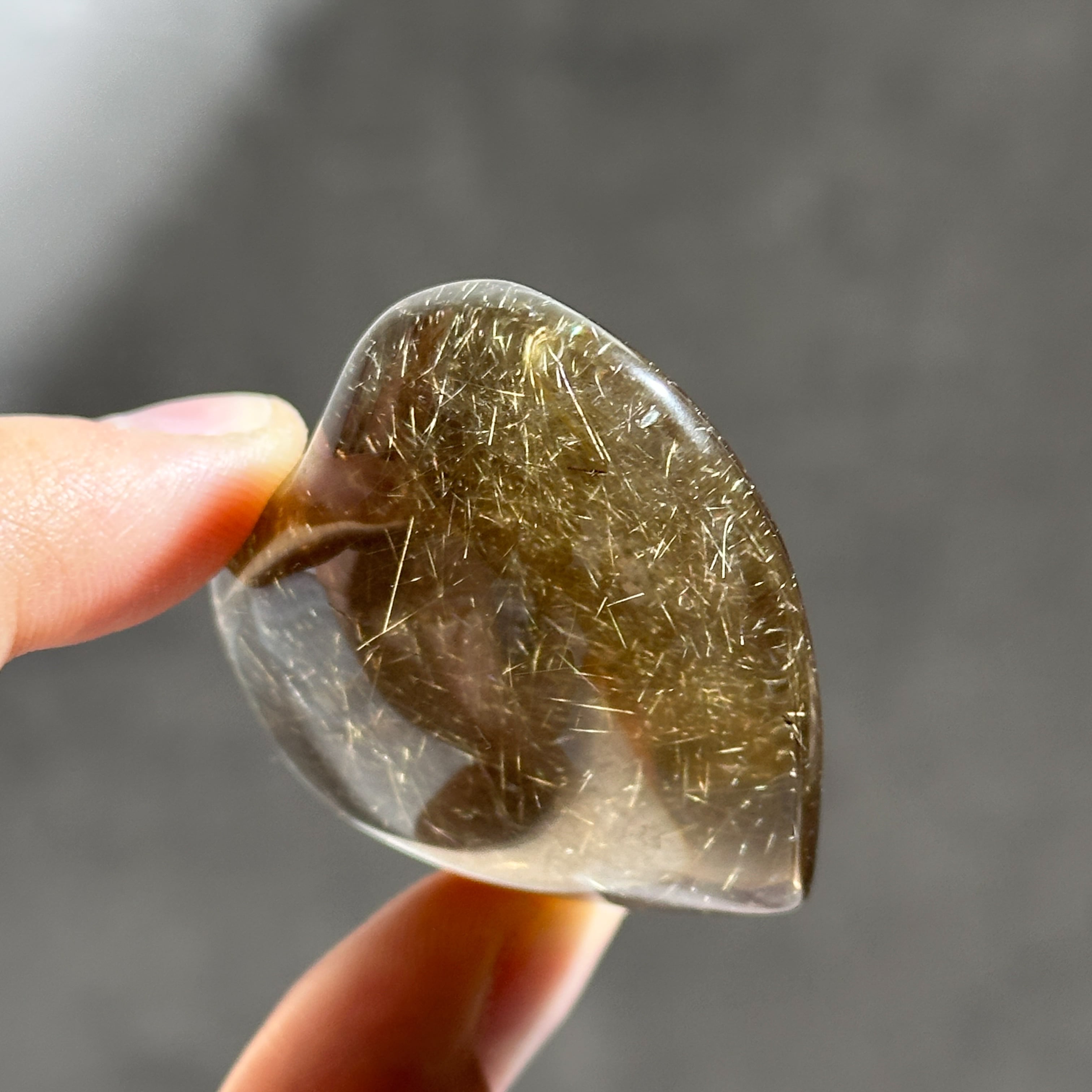ルチルインスモーキークォーツ ハート41◇ Rutile in Smoky Quartz