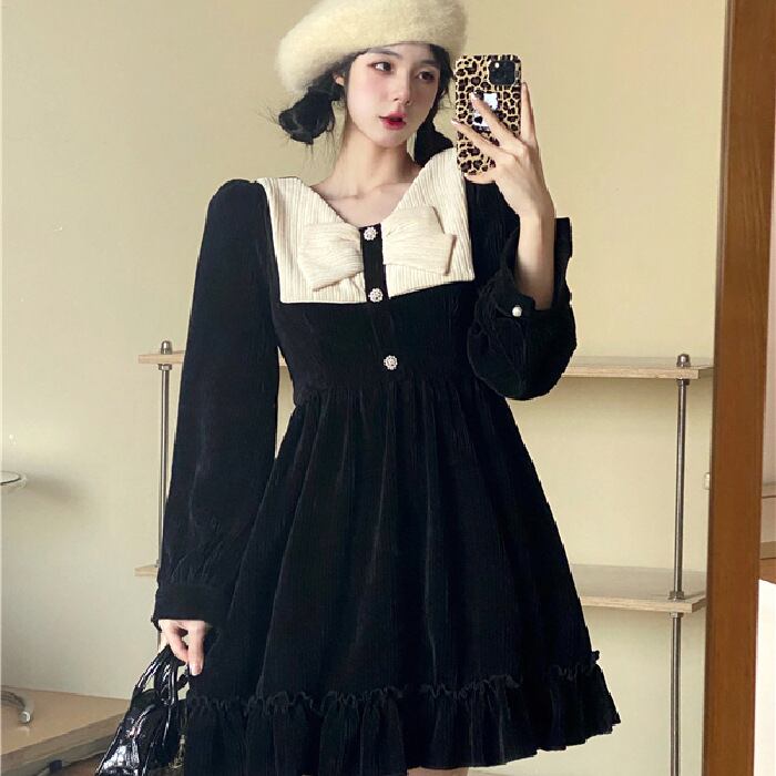 【新作】【送料無料】 [高弾性コーデュロイ] リボンドレス女性の冬の新しいニッチレトロな気質社交家のためのフレンチショートスカート 0221733966897