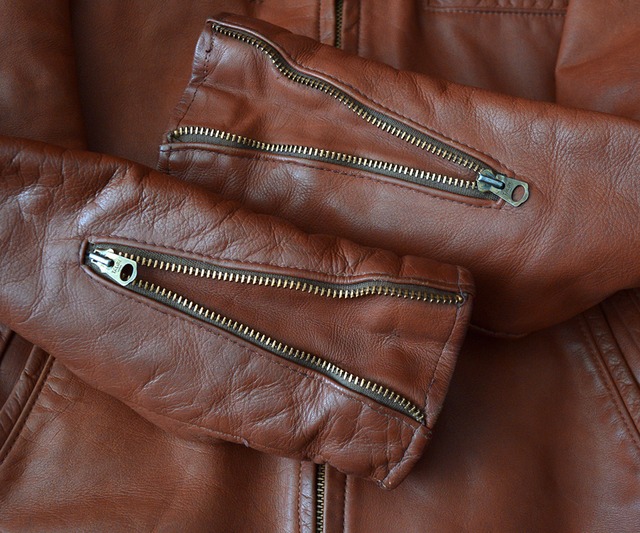 70s HANNA BROWN SINGLE RIDERS L