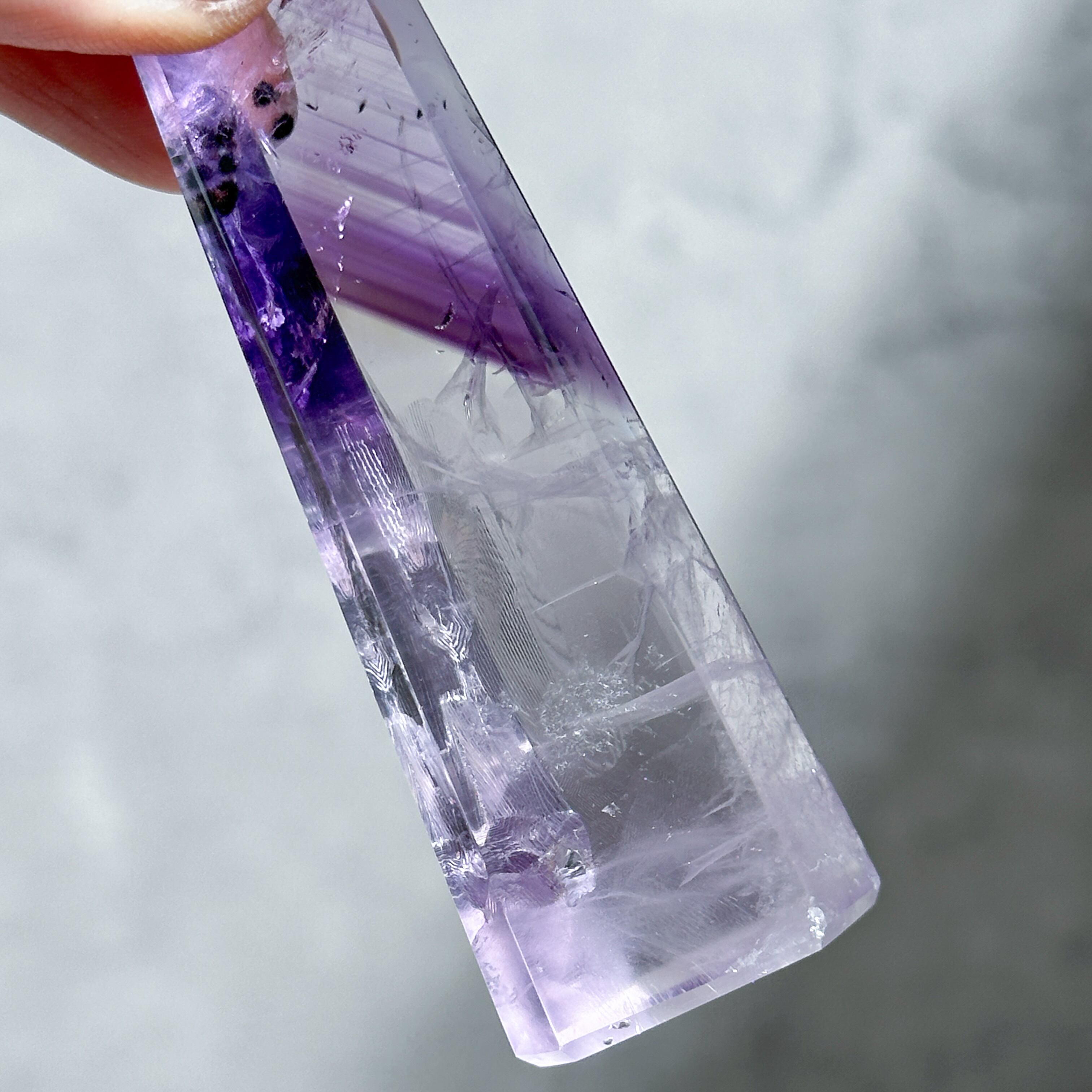 透明感◎【ハイクオリティ】ファントムアメジスト タワー41◇ Phantom