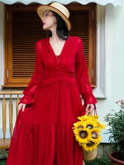 【0162】V-neck Tiered Red Long Sleeve Dress