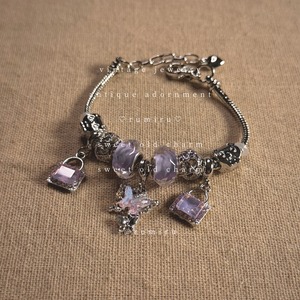 ハンドメイド おしゃれ レトロ 蝶々 パープル 水晶チャームブレスレット
