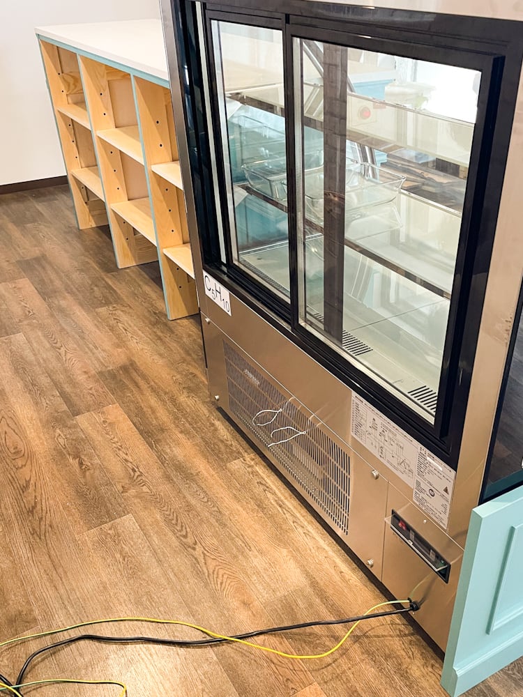 ケーキ屋さん向けショーケースカウンター59 （ブルー・オーダーメイド