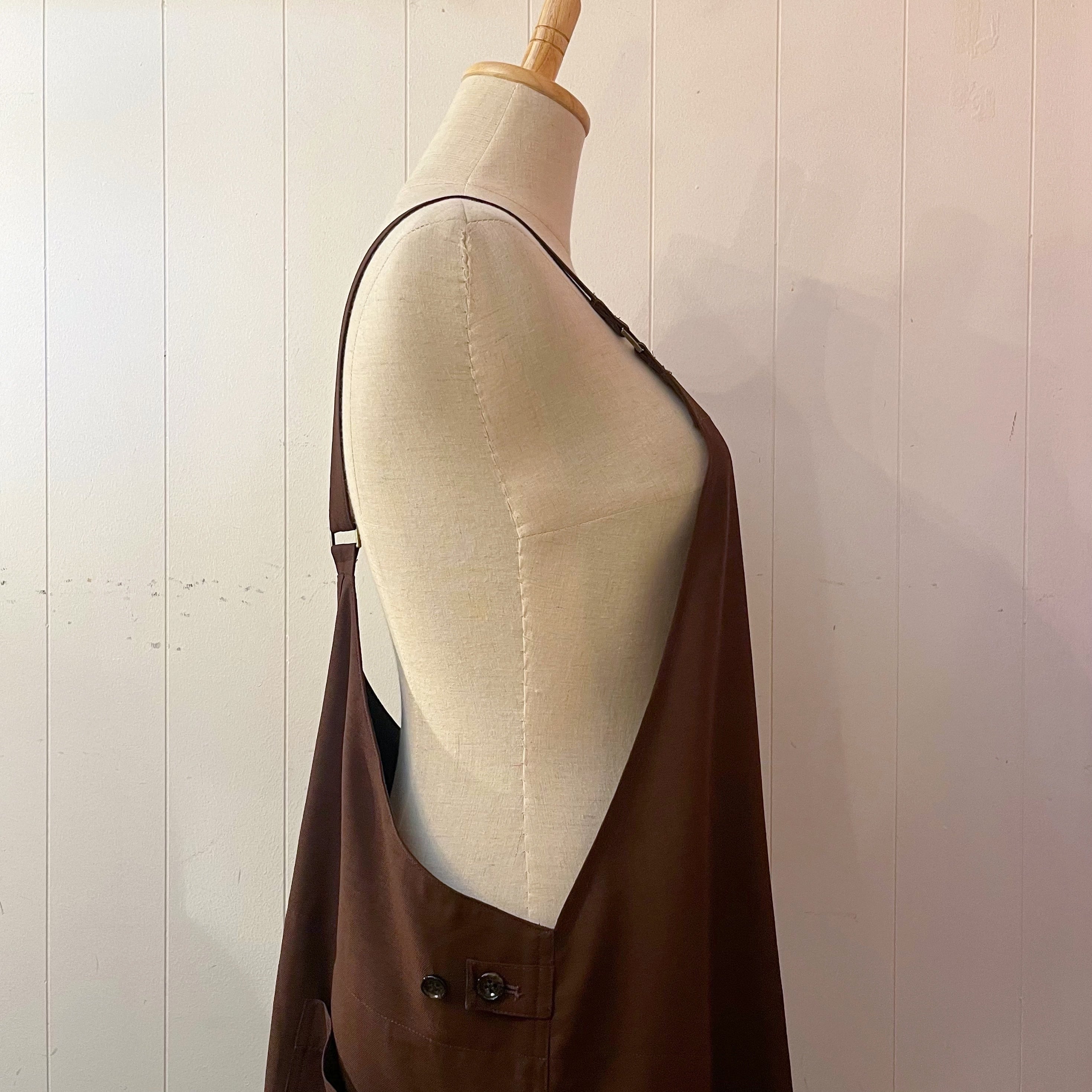 brown front fastener jumper skirt