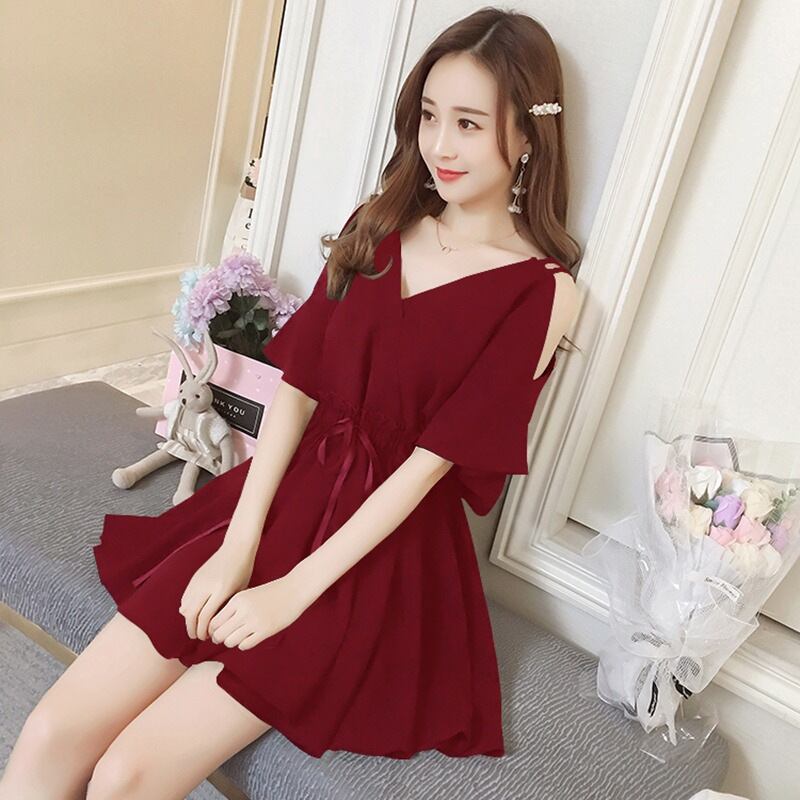 【新作】【送料無料】 太った女の子のための夏の新しいプラスサイズの女性服、ストラップレスのセクシーな V ネックのボディカバー サスペンダー ドレス、ウエストを細くするリトル ブラック ドレス 0265622388921