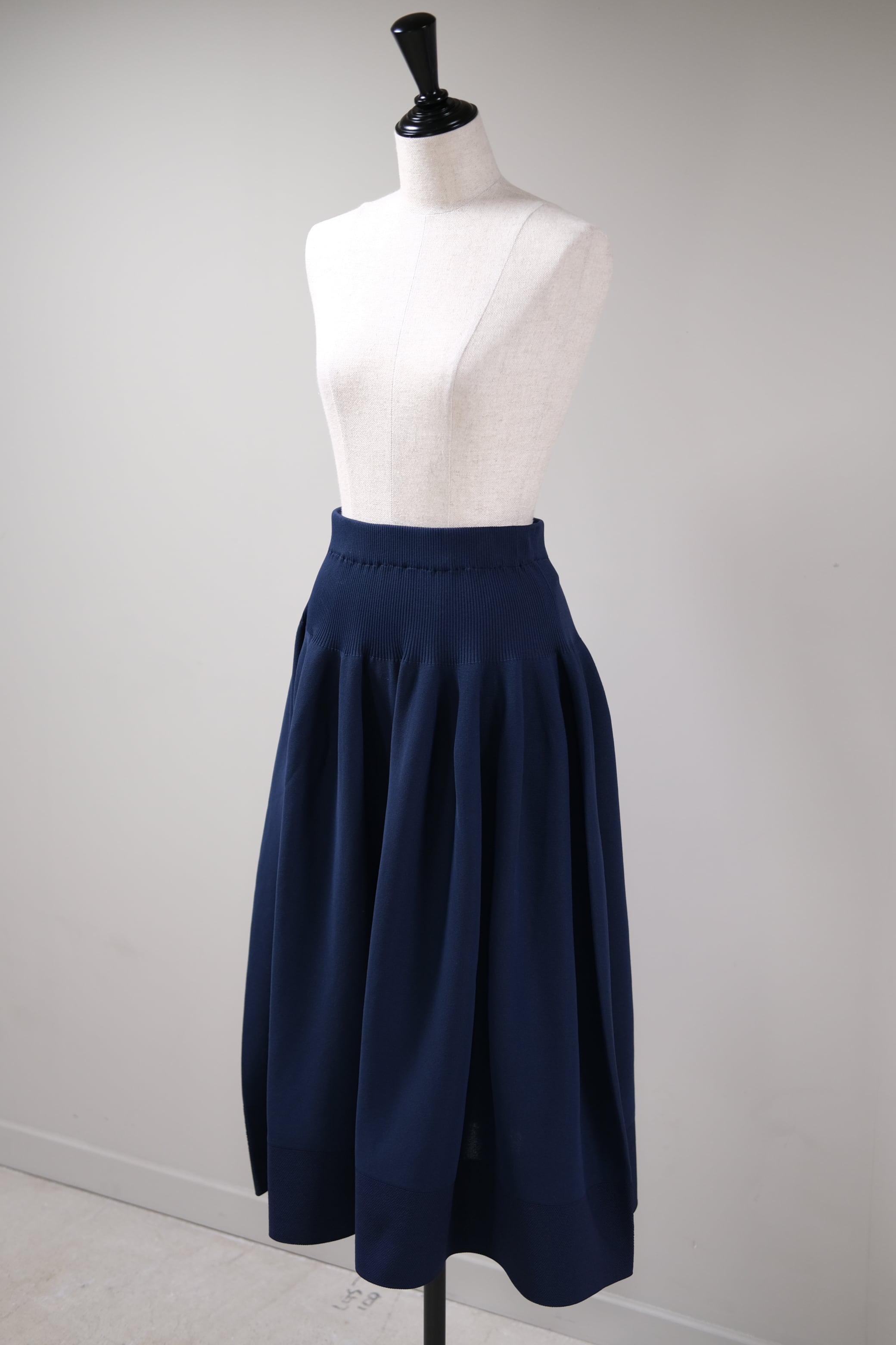 CFCL】RIVULET SKIRT - navy - | loop
