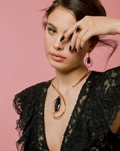 AURA  *black*  -collier-