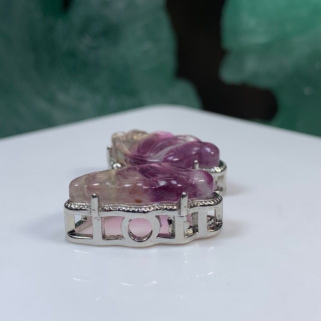 16.フローライト蝶々・横貫通穴☆パーツ