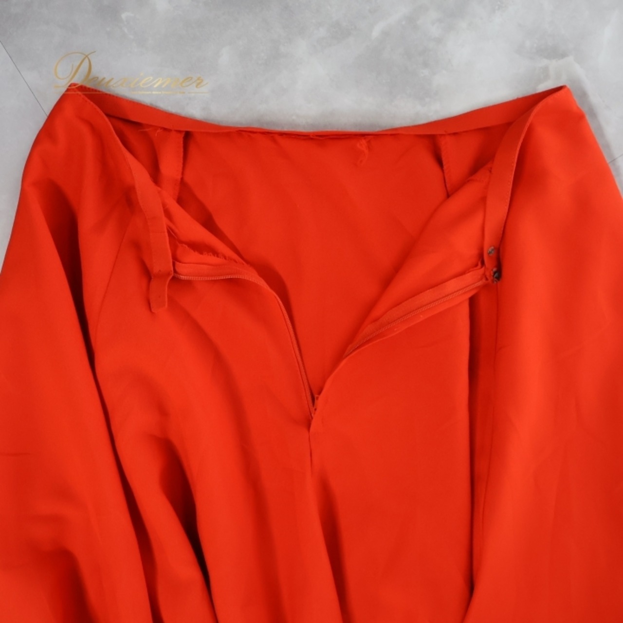 社交ダンス 衣装 スカート レッド系 チャコット Chacott 赤 無地 レッスン 練習 シンプル 鮮やか 日本製 明るい ダンス衣装 スタンダード 華やか かわいい 上品 オレンジ系