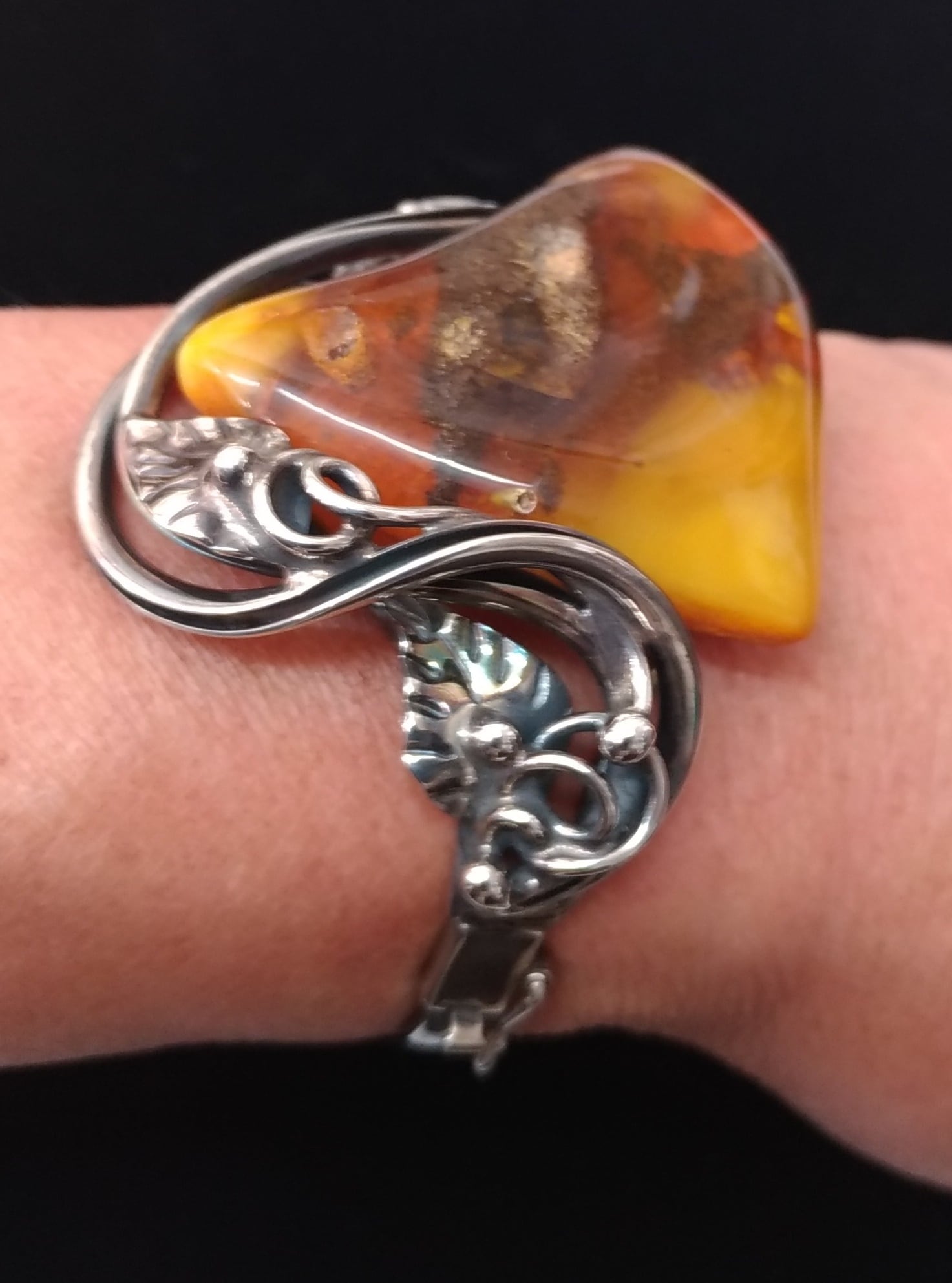 Baltic Sea Amber (バルト海琥珀) #025 Baltic Sea Amber (バルト海琥珀) #025