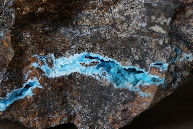 神岡鉱山産 ヘミモルファイト Hemimorphite