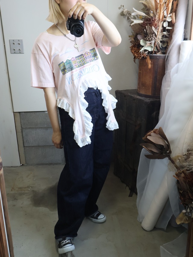 garter belt hommage T-shirt