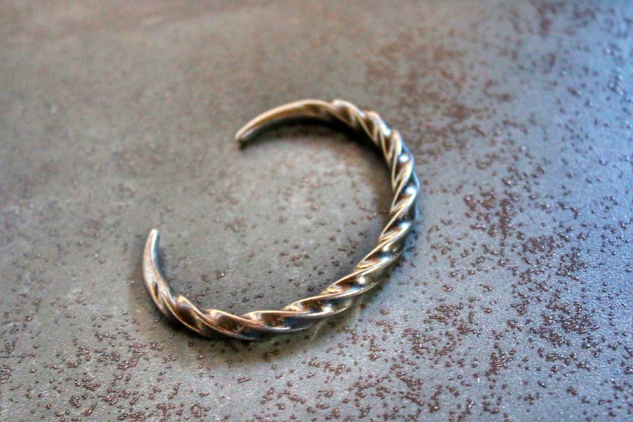 twist bangle 《vintage silver》