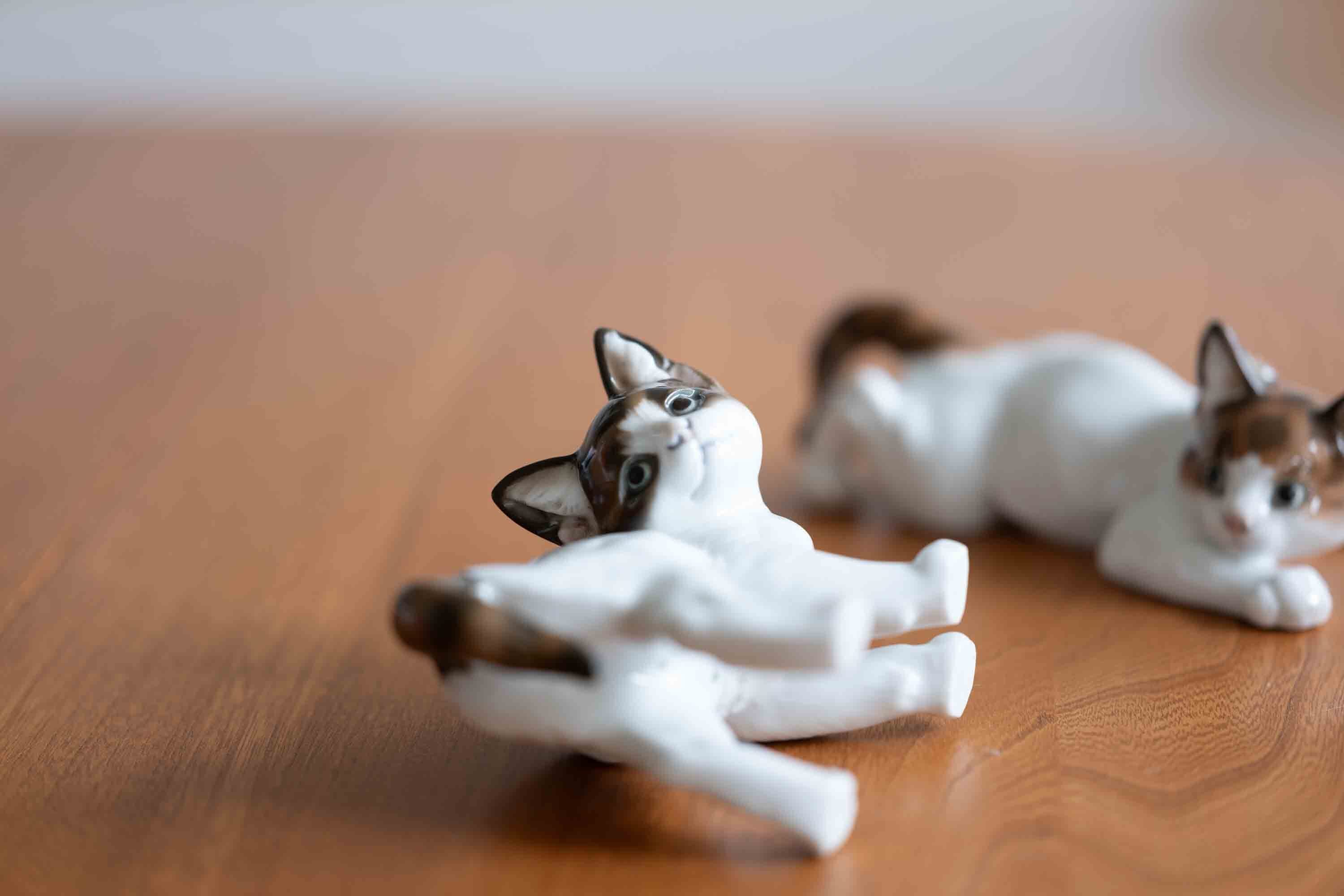 ローゼンタール 猫の置物陶器 ポーセレン キャット Rosenthal エミール