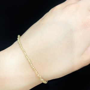 Tiny pearl beads bracelet