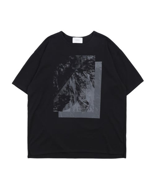 Opus Inn × STUDIOUS "Mono Tone Lyric Print T-Shirt"