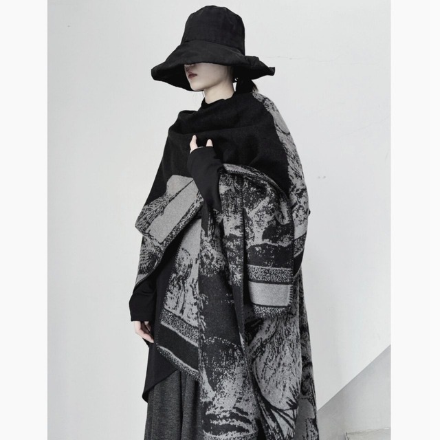 Graphic art jacquard large stole C0728