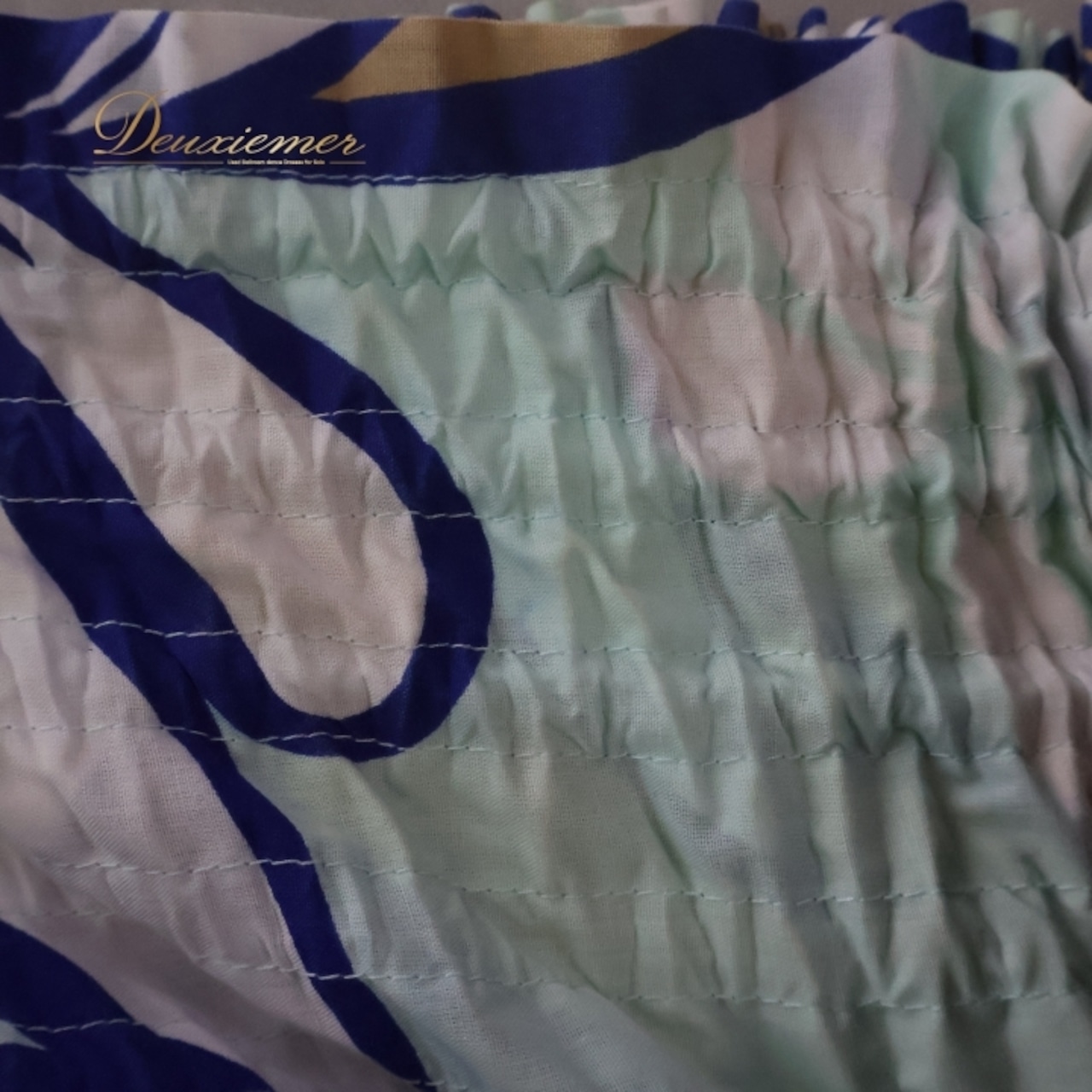 フラダンス 衣装 パウスカート ブルー系 ココエミリー 日本製 ハワイアンプリント プルメリア CoCoEmily アロハ レッスン 練習 フラ ダンス かわいい おしゃれ さわやか 上品 シングル スカート ホワイト系 ベージュ系