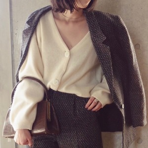 knit sweater