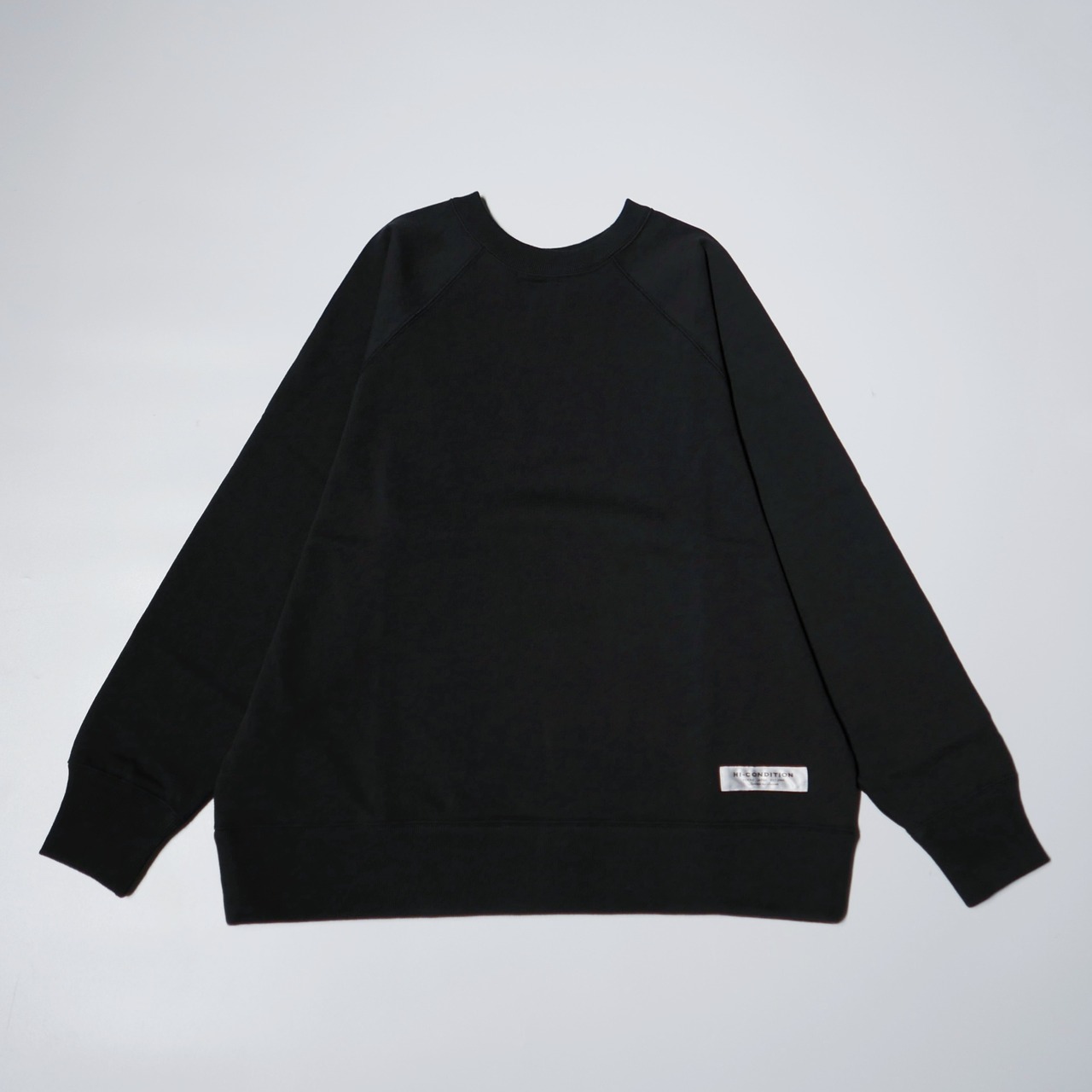 ( BLACK ) RAGLAN SLEEVE SWEATSHIRTS