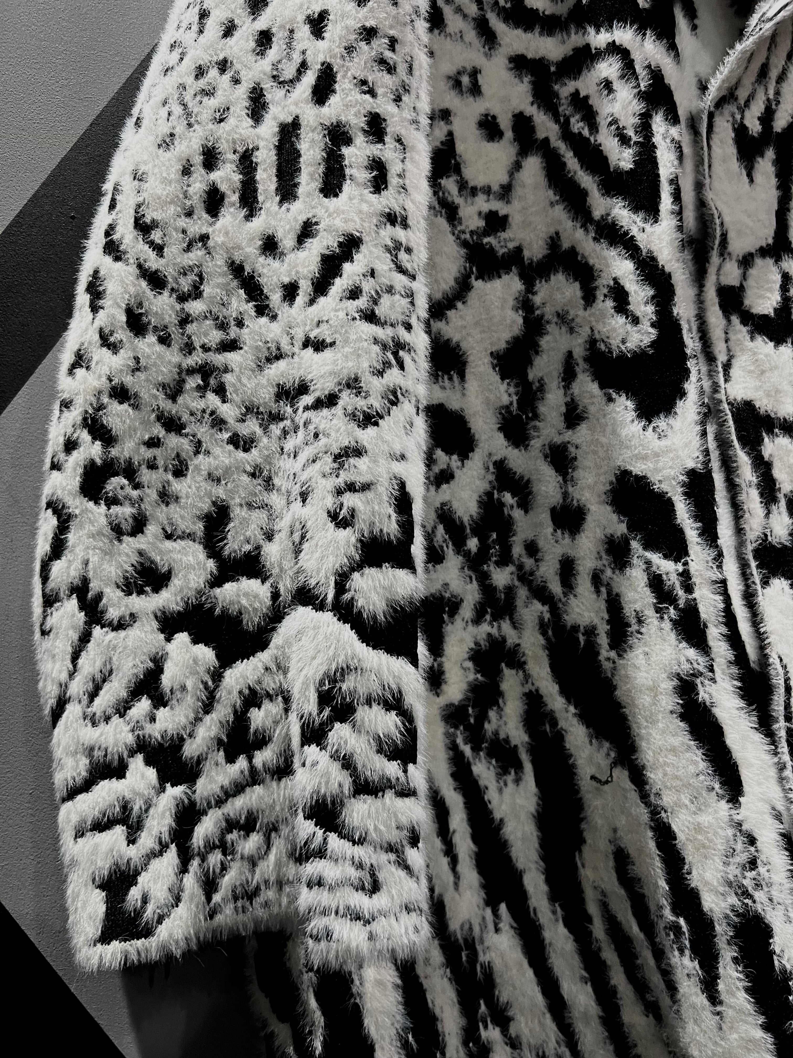 X VINTAGE】Monotone Multi Animal Pattern Loose Jacket | Caka(カカ
