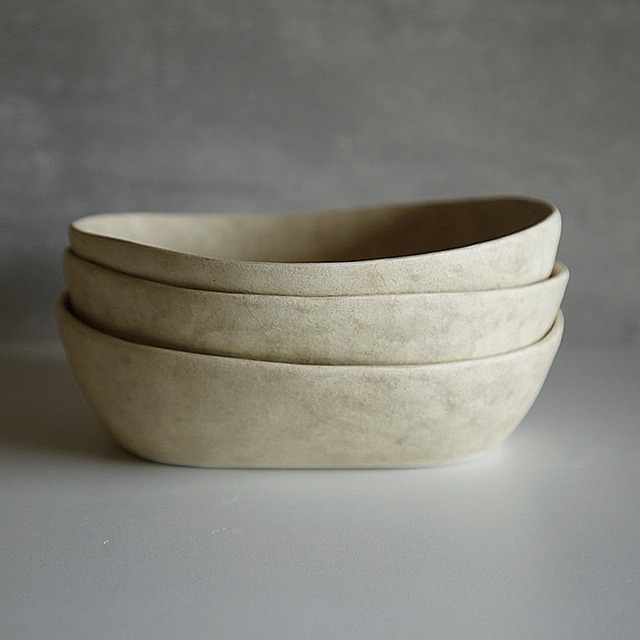 オーバルボウル（麦藁化粧）