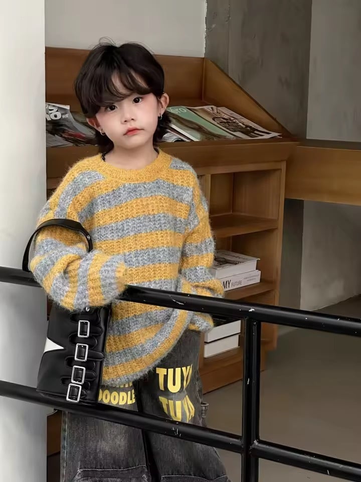 ボーダーニットトップス