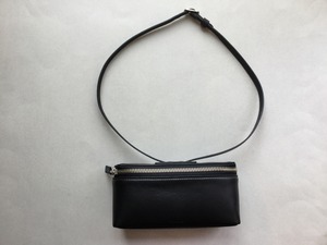 MY__ "LEATHER POCHETTE" BLACK