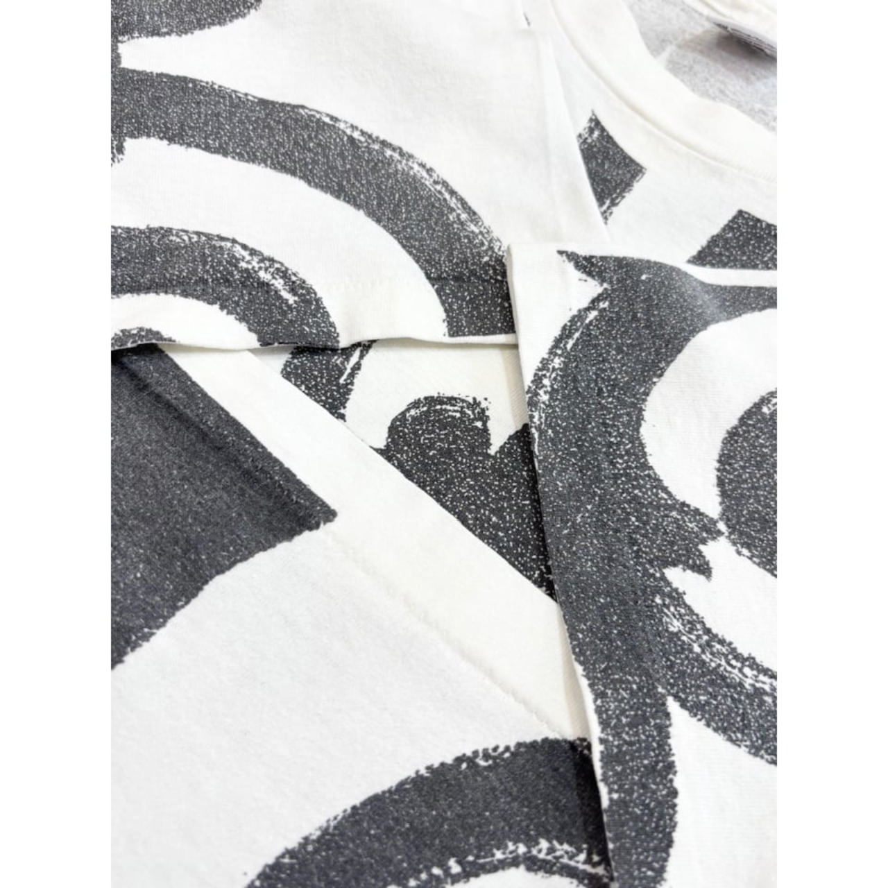 90s "Gustave Caillebotte" Tee MADE IN USA  Size L