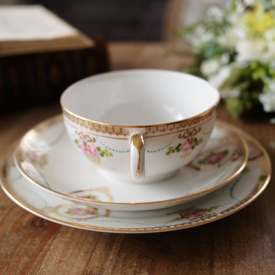 Old Noritake｜オールドノリタケ 薔薇と金彩ガーランド アンティーク