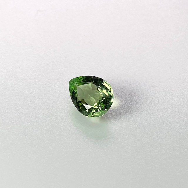 ⁂天然⁂　◇ミントグリーントルマリン◇　0.85ct　パキスタン産