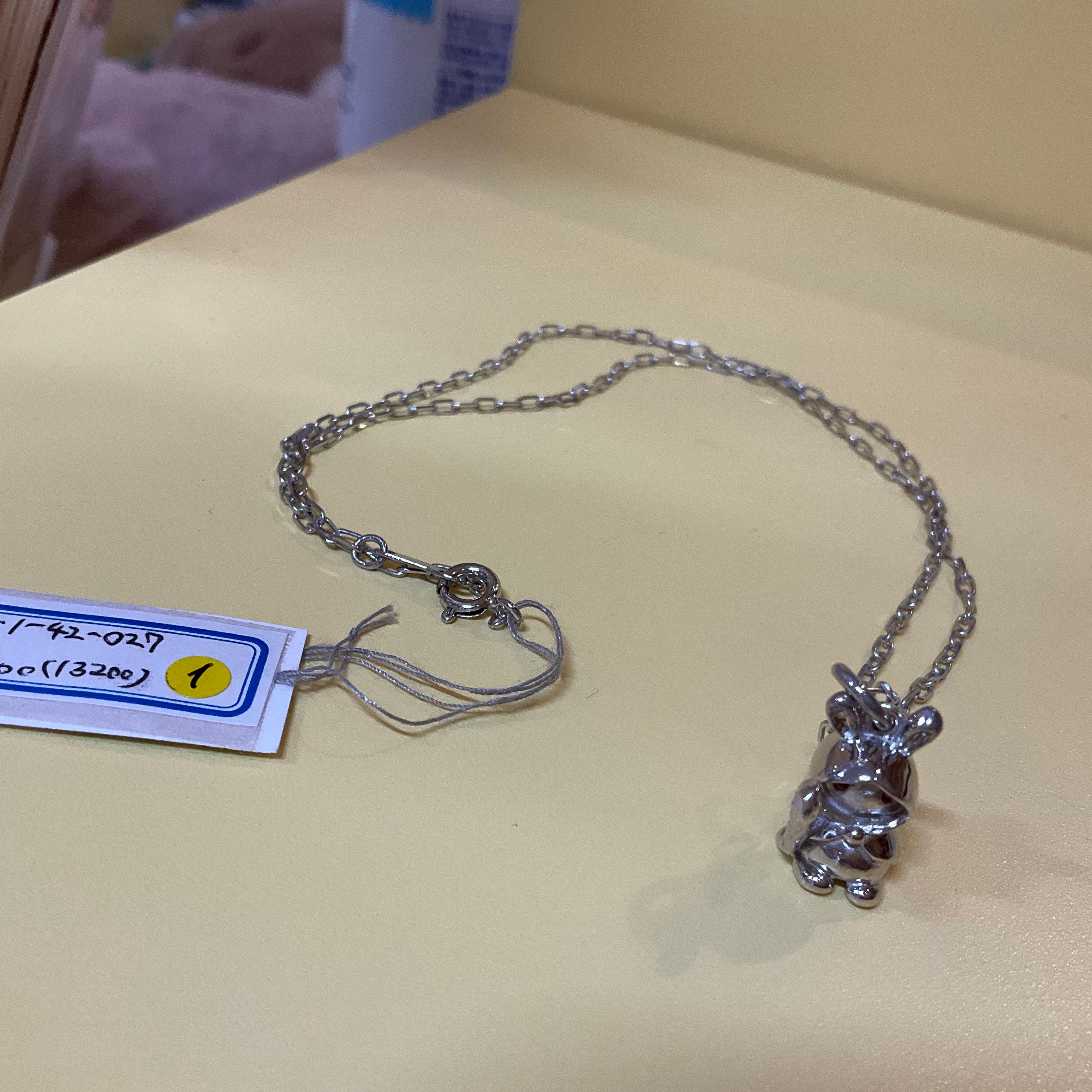 デザフェス Lafeecuiller ハンドメイド うさぎマカロン デザフェス Lafeecuiller ハンドメイド うさぎマカロン