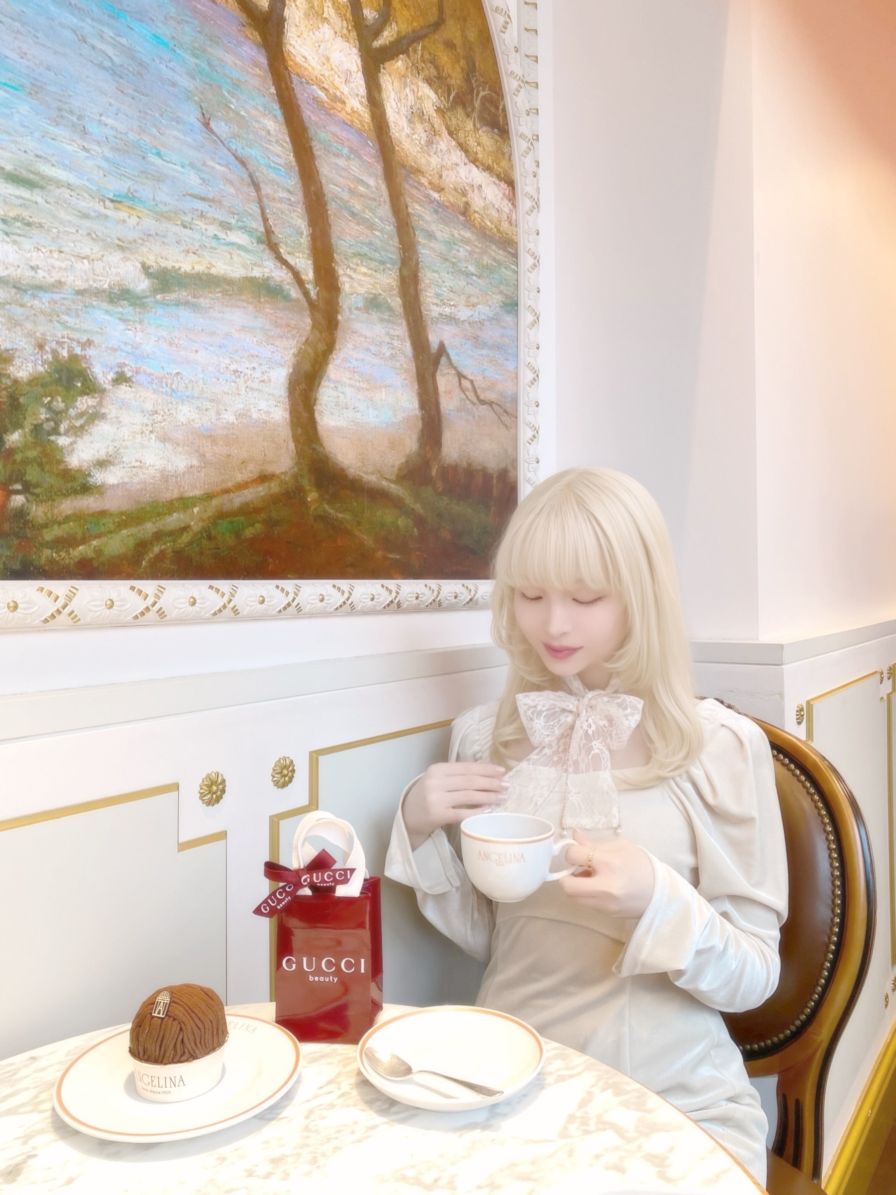 Lavallière lace scarf