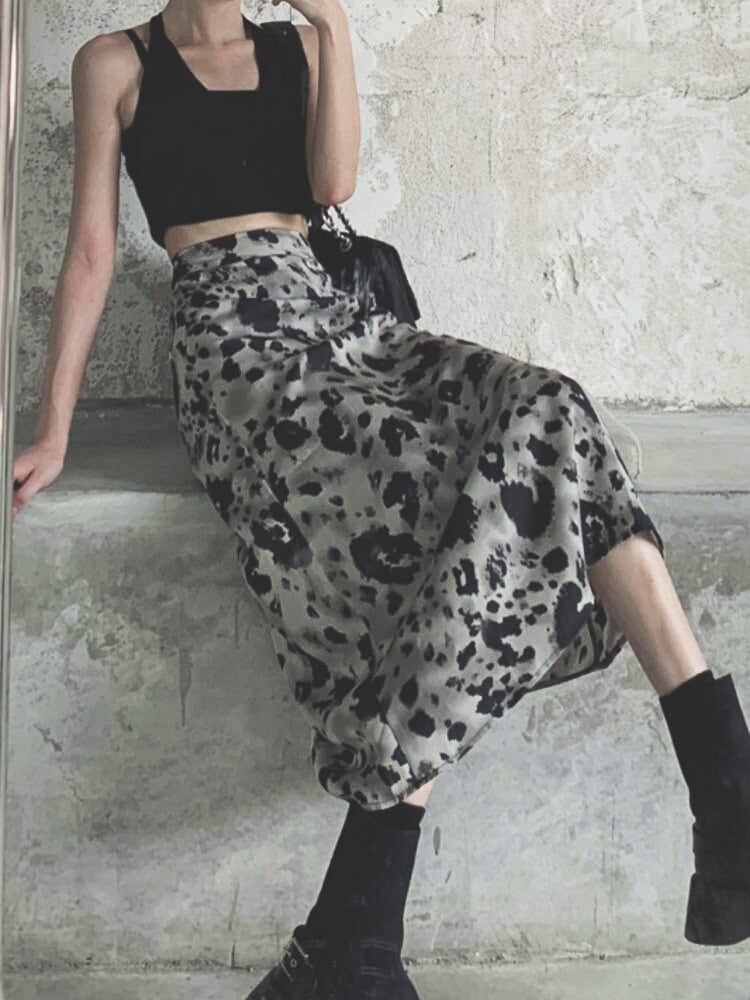 レオパード柄台形ハイウエストスカート かっこいい クール ミモレ丈 Aライン アニマル柄 大きいサイズ 韓国 Ch4851 可愛い大きいサイズ韓国 レディースファッション通販 Chulachula チュラチュラ