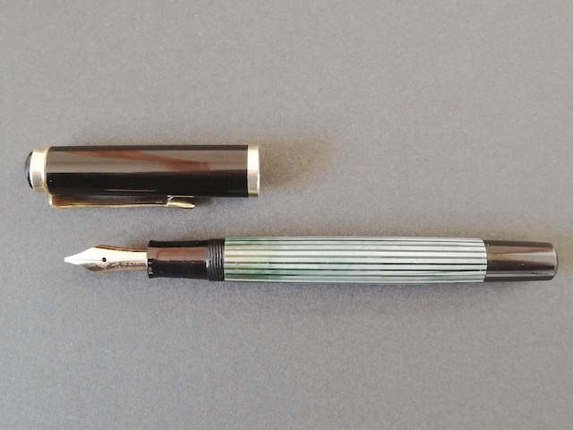 '50s　ペリカン４００ グリーン　Pelikan 400 Green　（極太字）　14K　　　　　02218