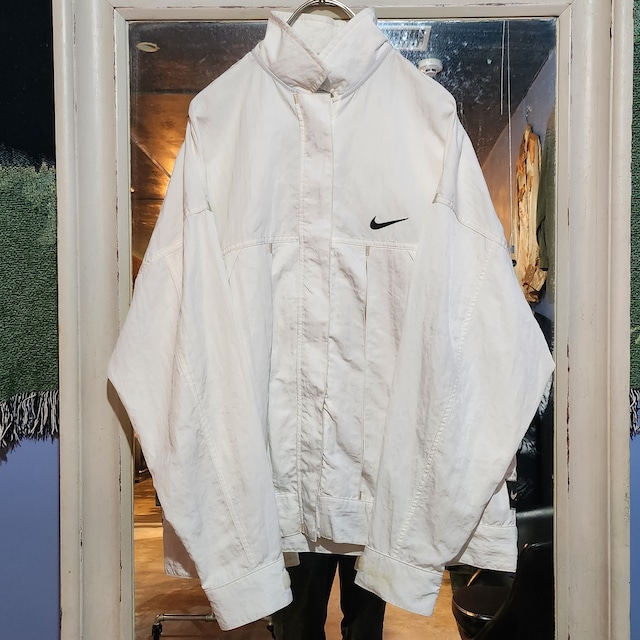 NIKE one point embroidery white nylon jacket 【DW221】