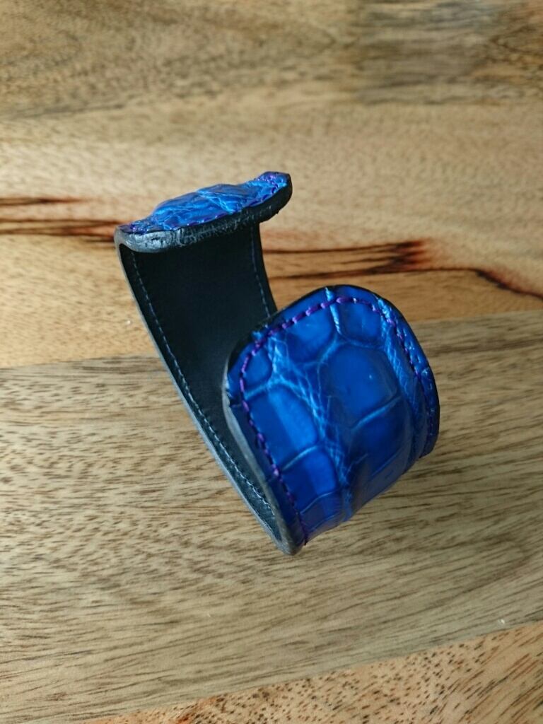 クロコダイルバングル CELINE / セリーヌ | クロコエンボス バングル