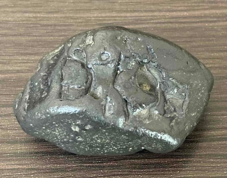 世界最大級」の「翡翠埋蔵地徳島剣山」」の「阿波翡翠原石（本翡翠