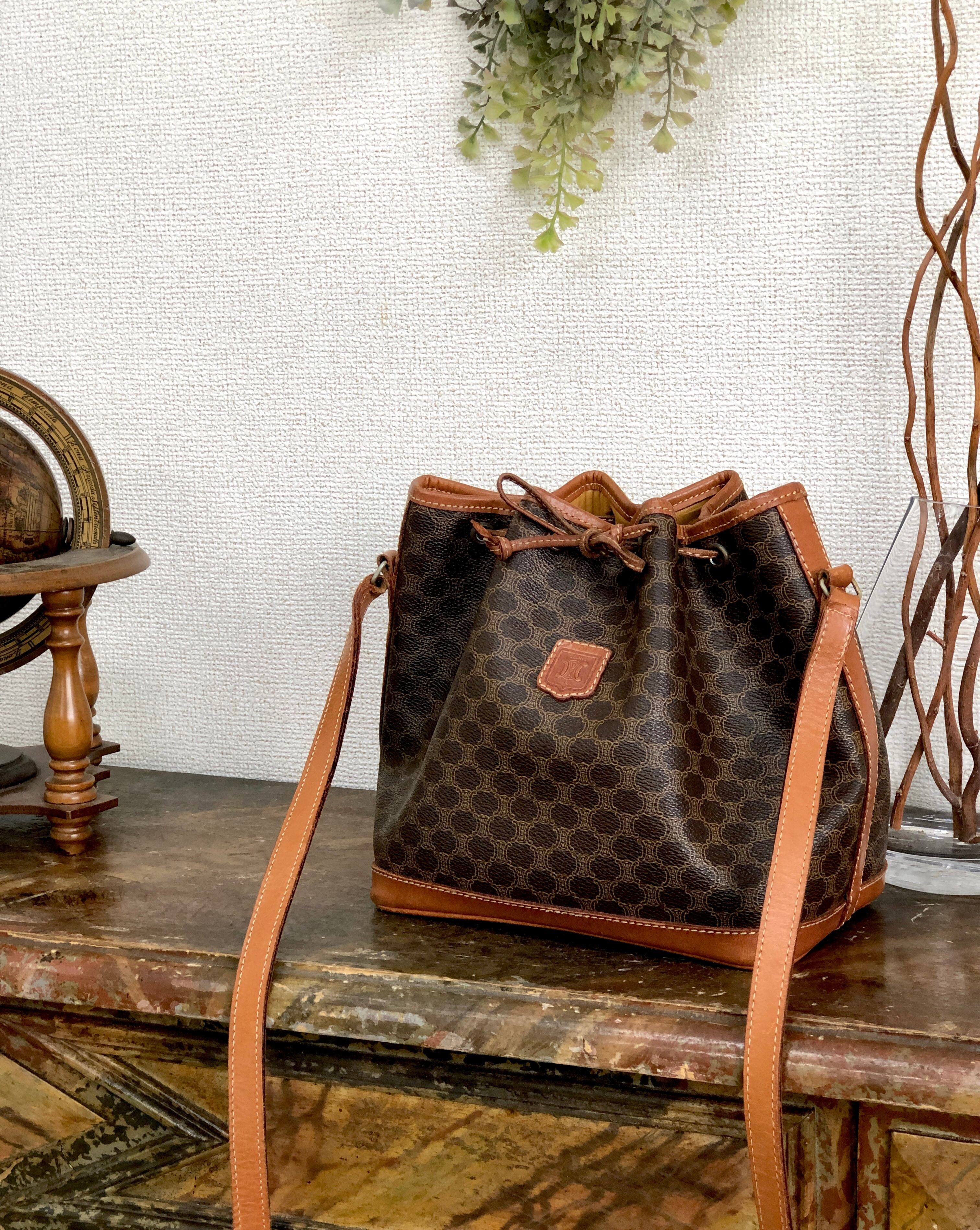CELINE セリーヌ マカダム ブラゾン型押し PVC レザー 巾着 ミニバッグ