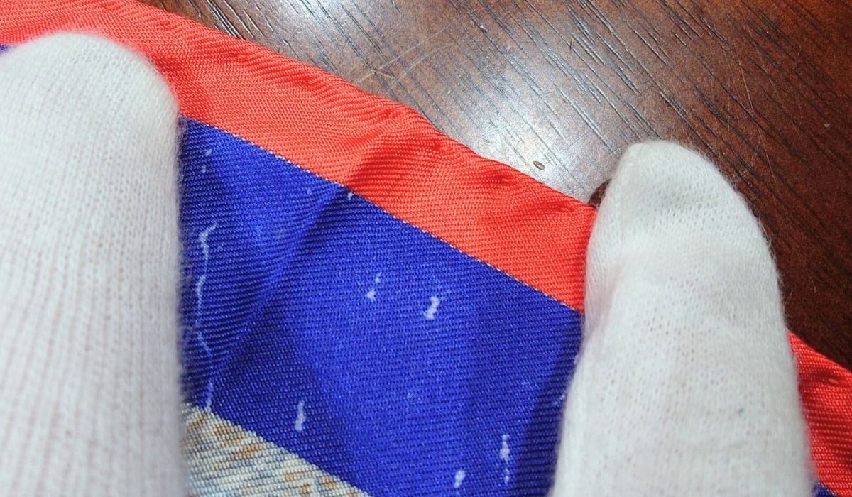 HERMES エルメス シルク スカーフ カレ45 PIERRES D' ORIENT ET D