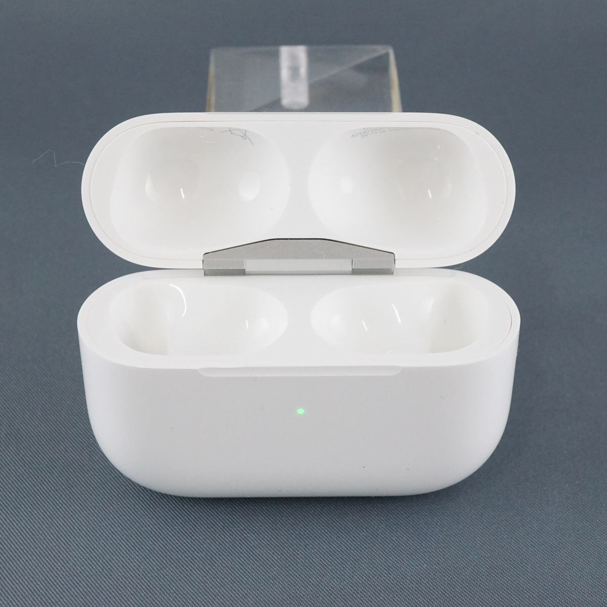 【正規品】AirPods Pro 第1世代 充電ケース＋イヤホン【箱付き】