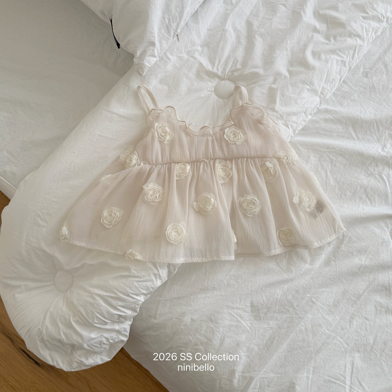 [ninibello] Flower cluster bustier / [니니벨로] 꽃송이가뷔스티에