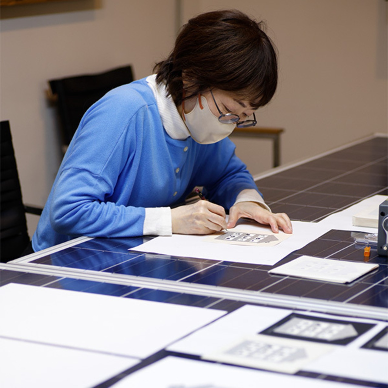 *テスト公開中*《シルクスクリーン》『ペンギンアパートメントに小鳥がやってきた』