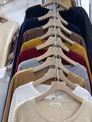 ニットカーディガン