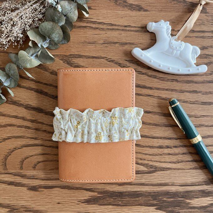 【Sサイズ】小花柄のふんわり手帳バンド/イエロー