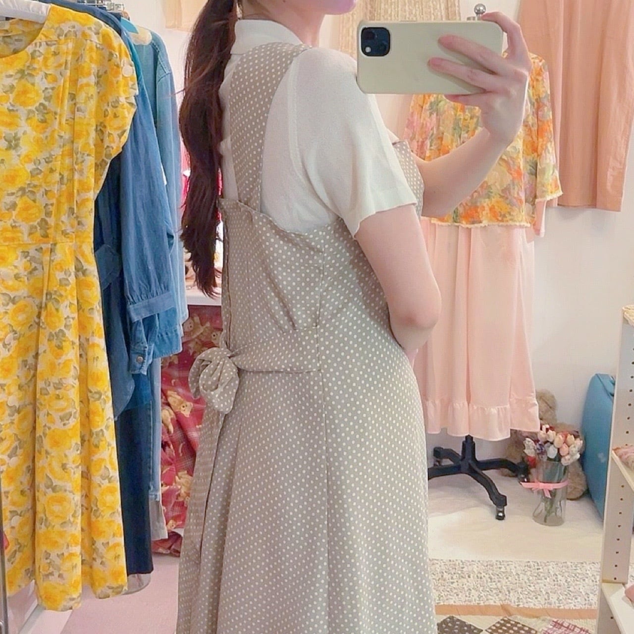 beige dot waist ribbon jumper skirt