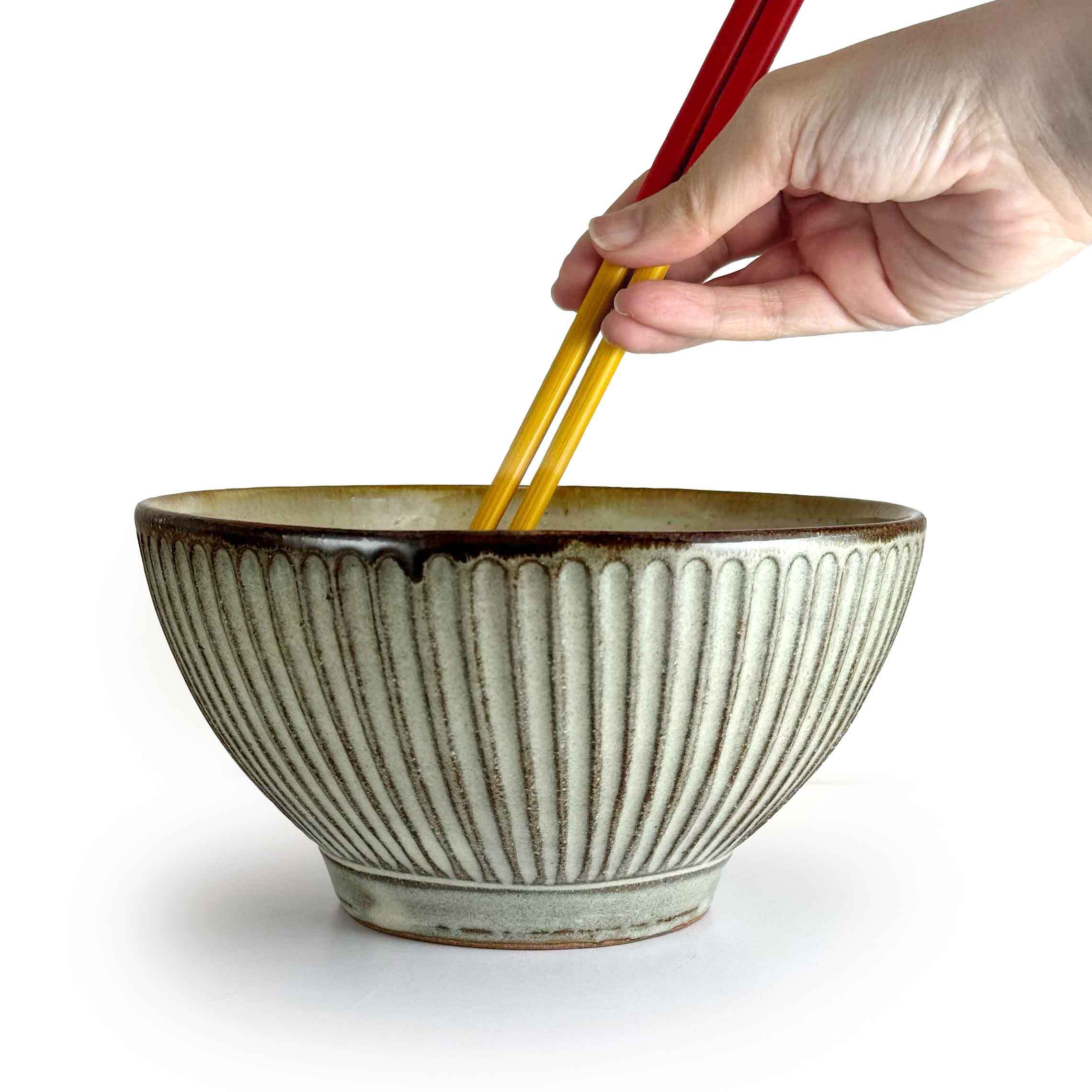 琉球ガラス】と【やちむん】沖縄の器 | 琉球民芸センターオンライン