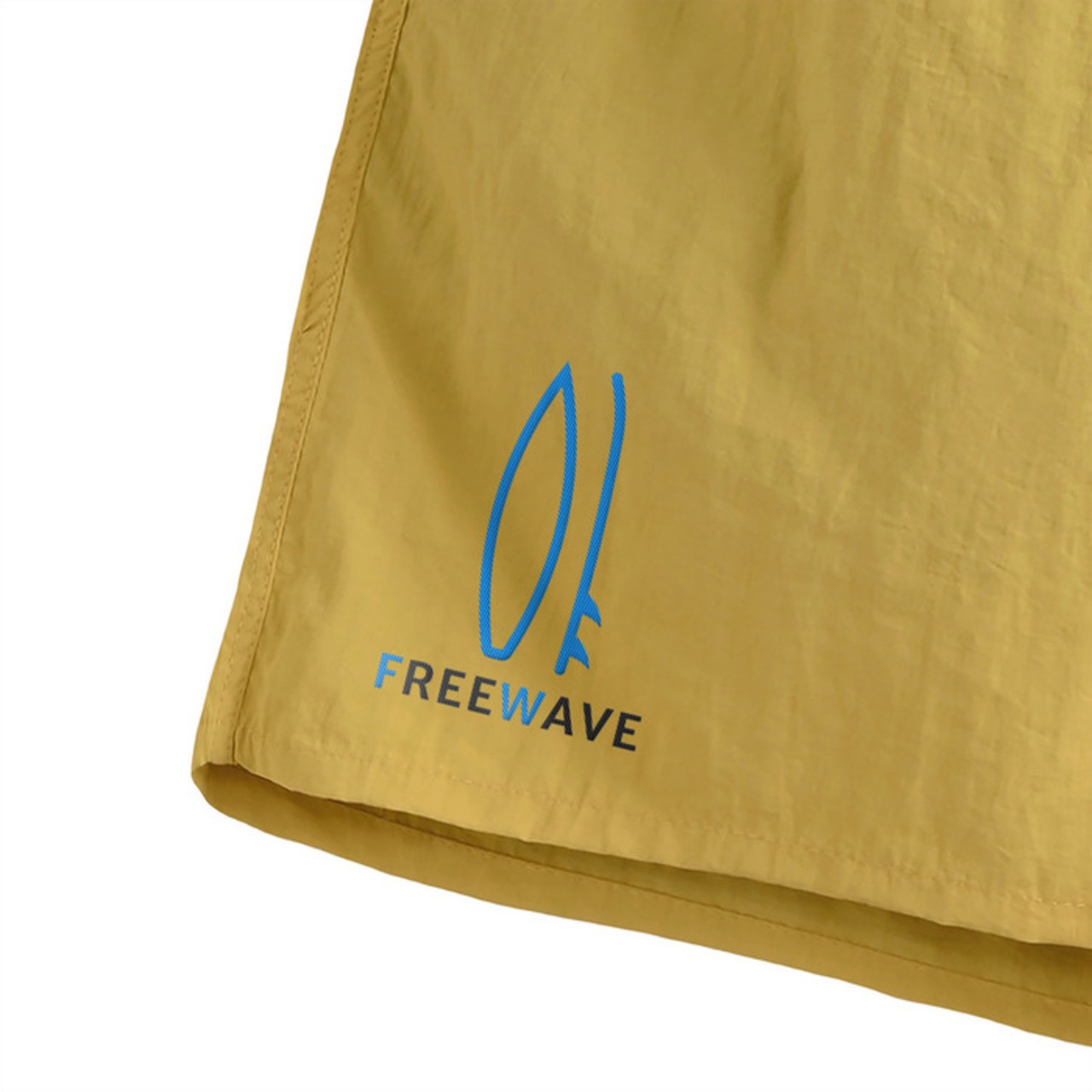 FREEWAVE ナイロンショーツ イエロー